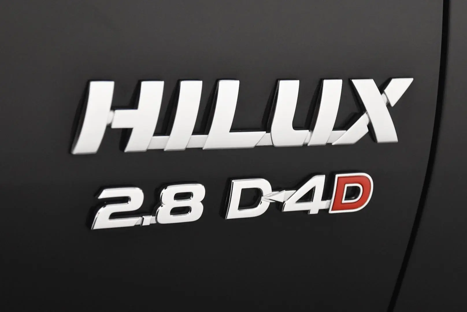 2024 Toyota Hilux Gallery Image 7