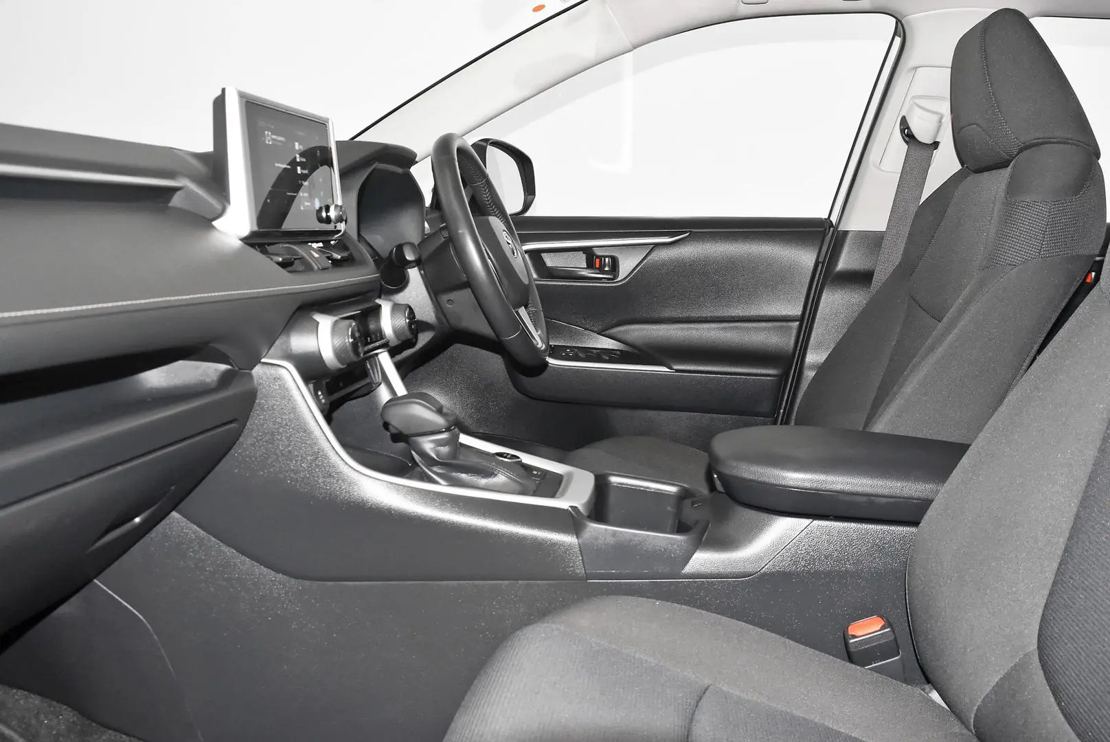 2024 Toyota RAV4 Gallery Image 18