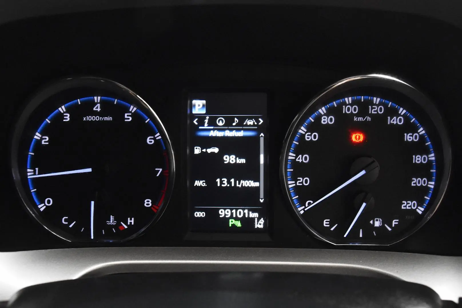 2018 Toyota RAV4 Gallery Image 10