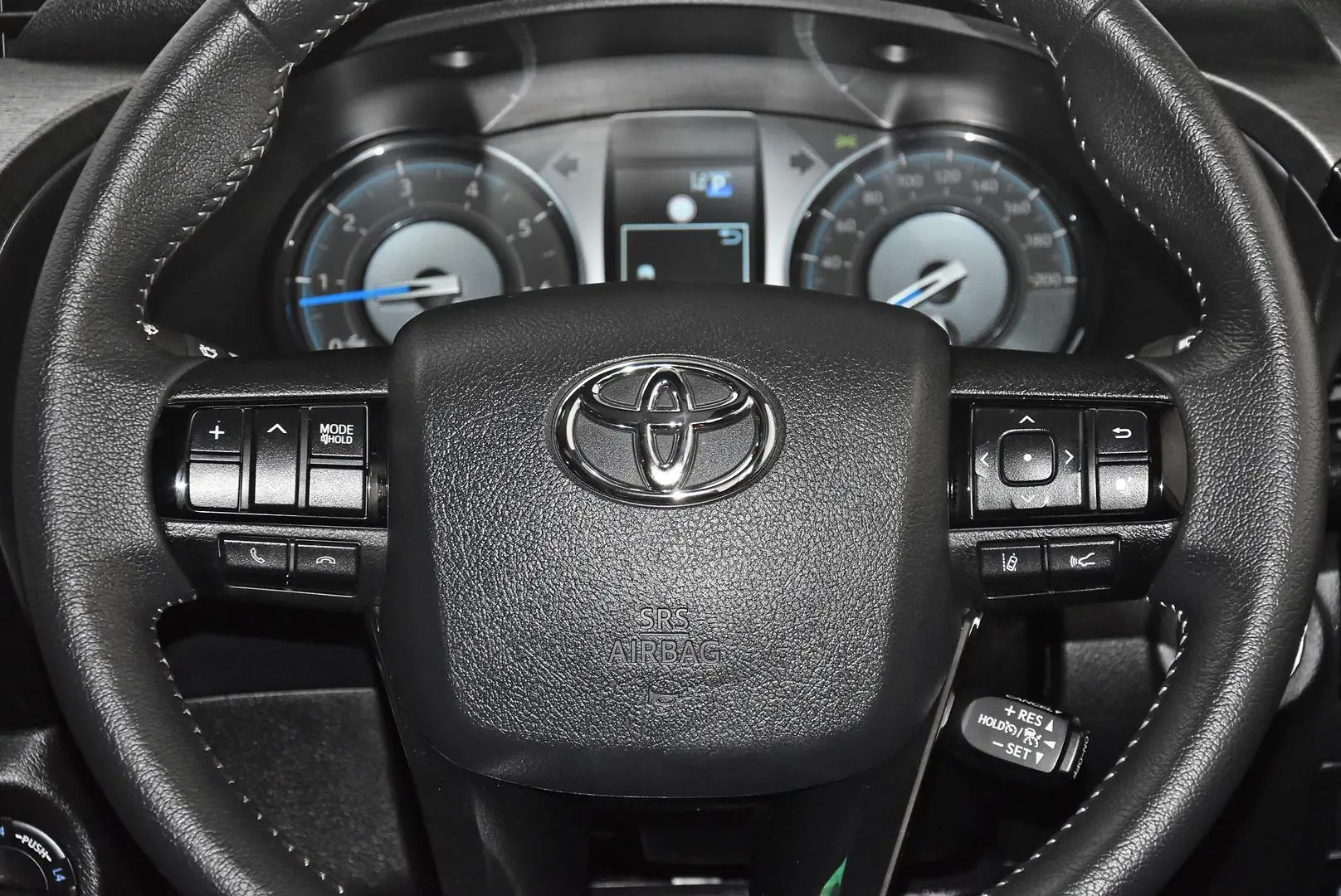 2024 Toyota Hilux Gallery Image 16