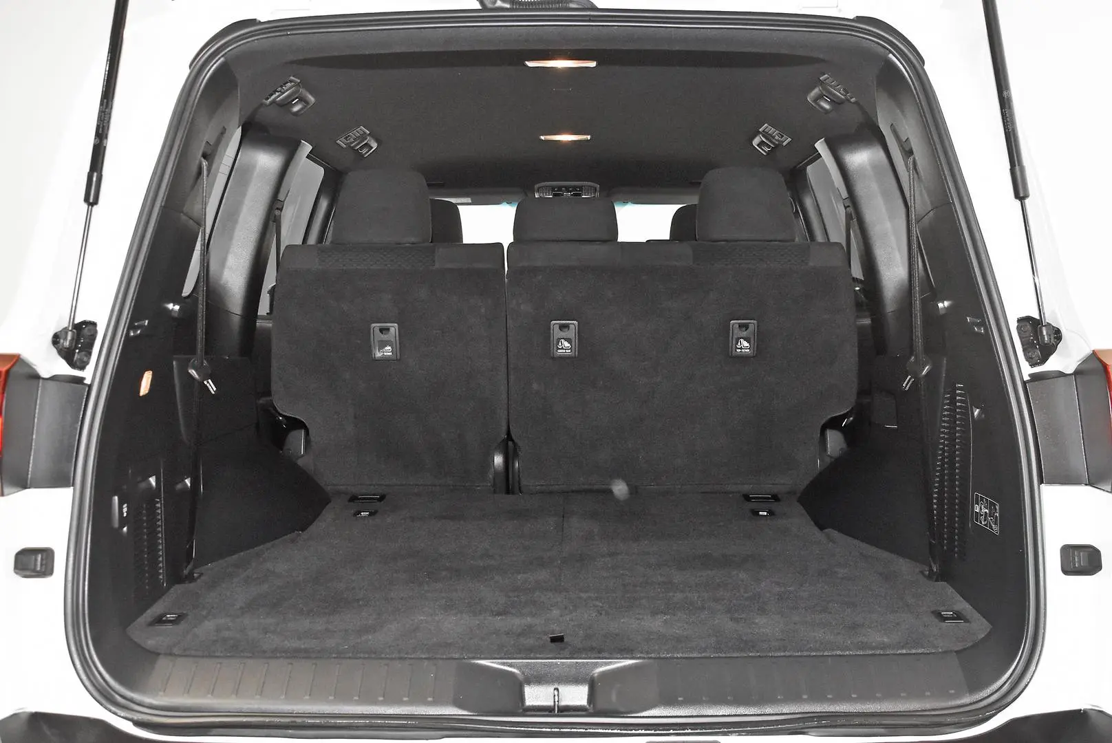 2023 Toyota Landcruiser Gallery Image 19