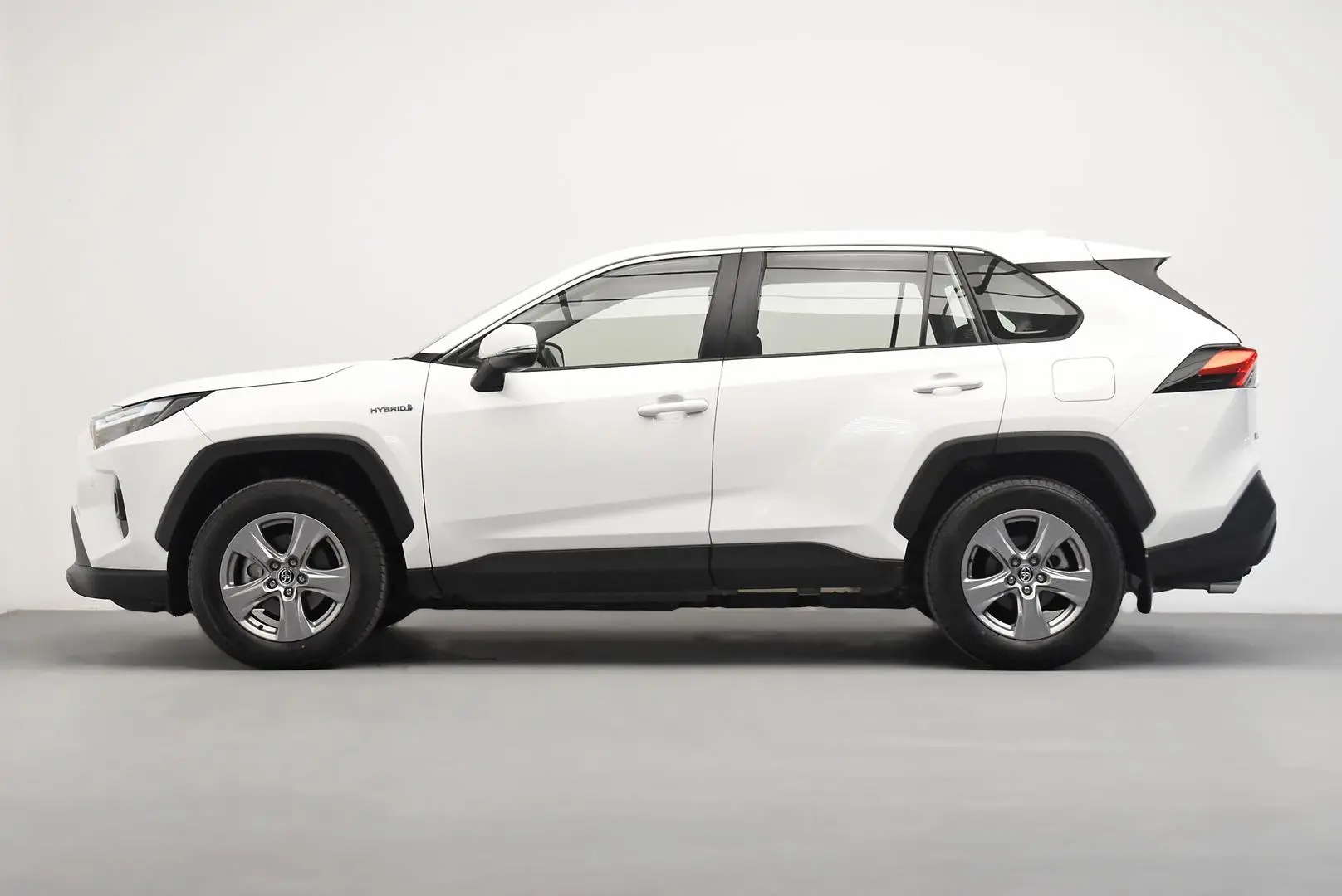 2024 Toyota RAV4 Gallery Image 4