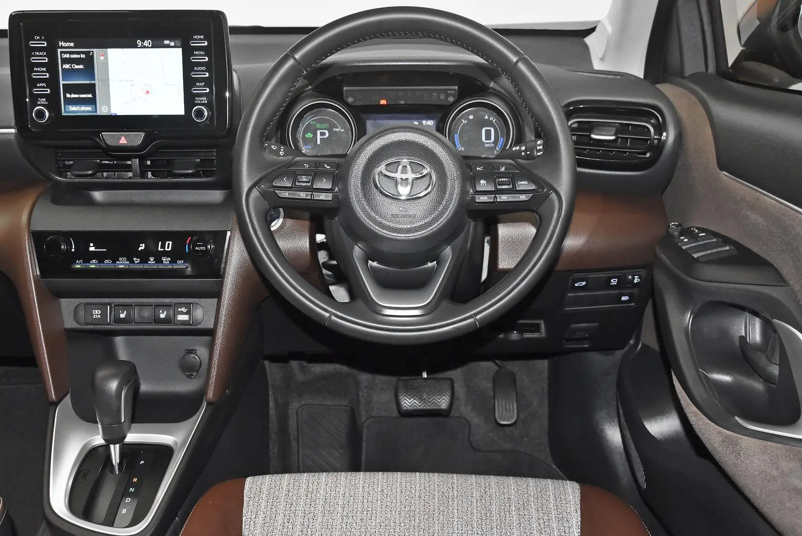 2021 Toyota Yaris Cross Gallery Image 15