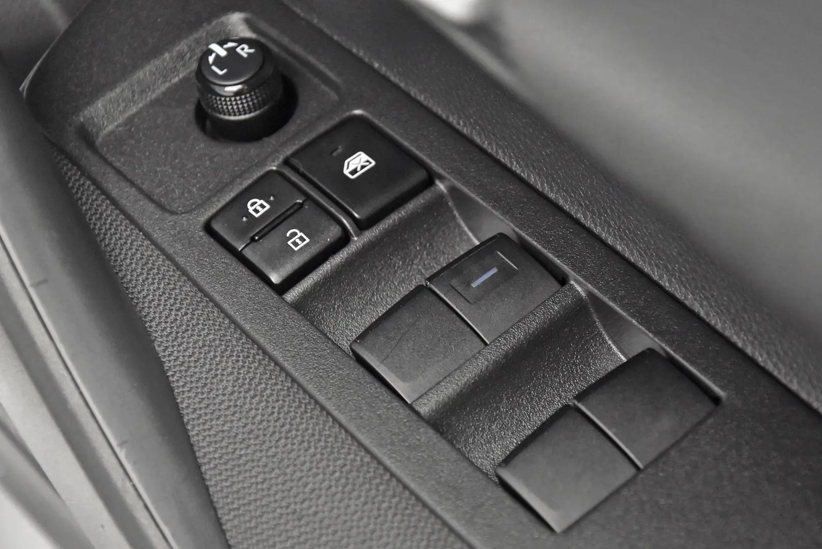 2023 Toyota Corolla Gallery Image 10