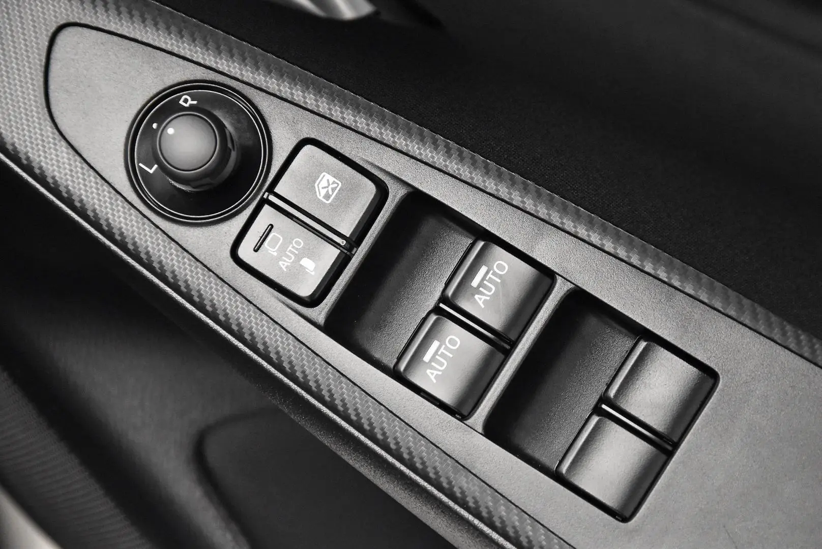 2025 Mazda 2 Gallery Image 9