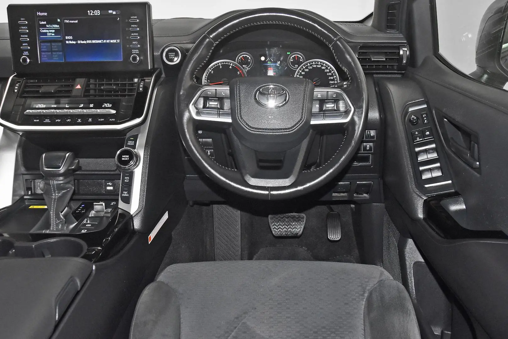 2023 Toyota Landcruiser Gallery Image 13