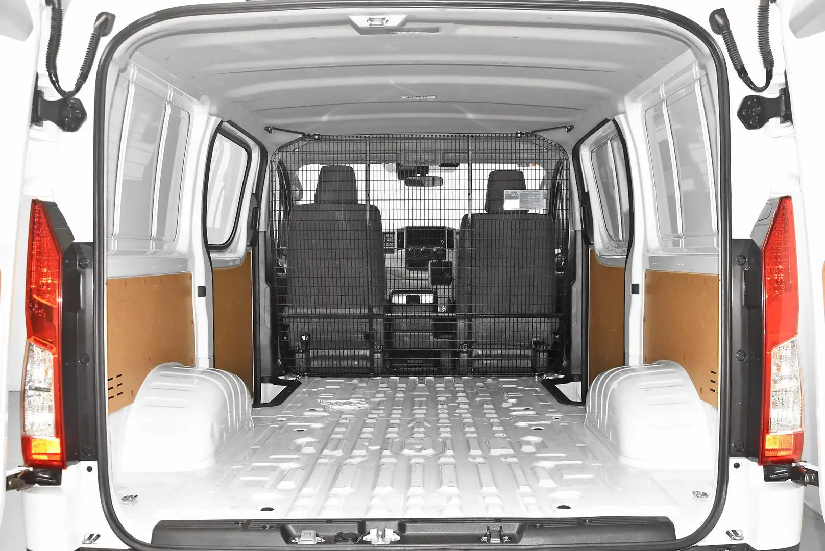 2024 Toyota Hiace Gallery Image 16