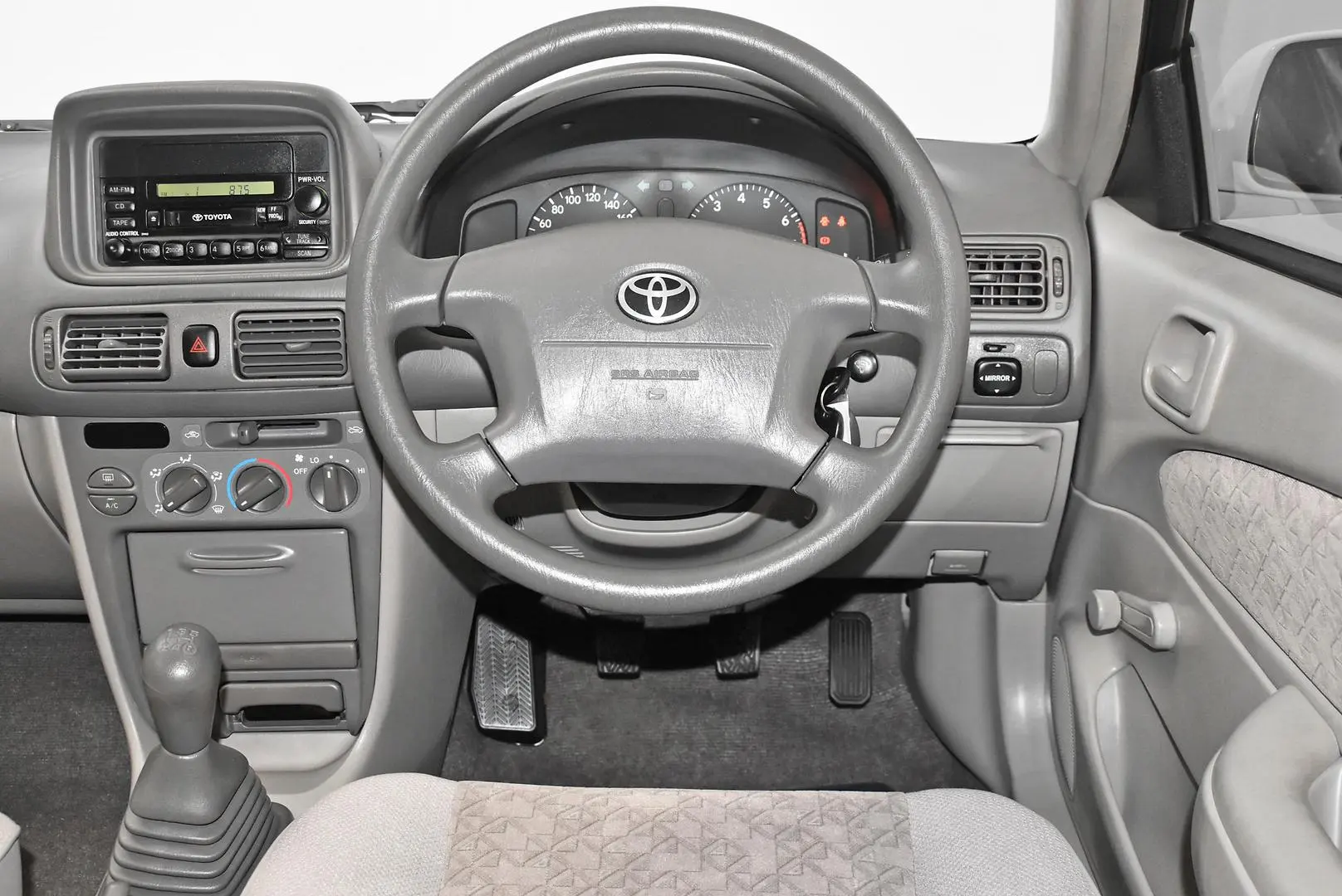 2000 Toyota Corolla Gallery Image 12