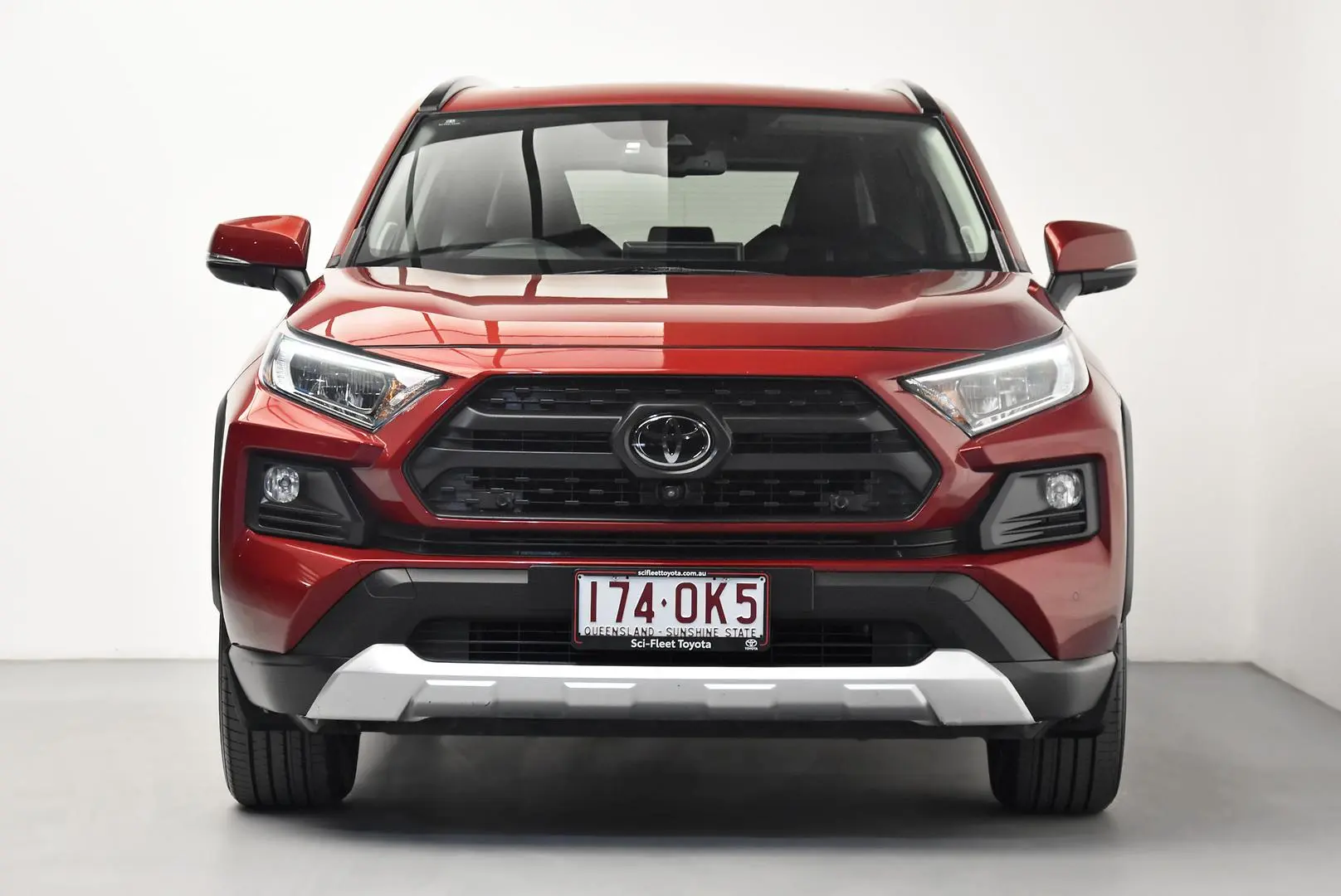 2020 Toyota RAV4 Gallery Image 2