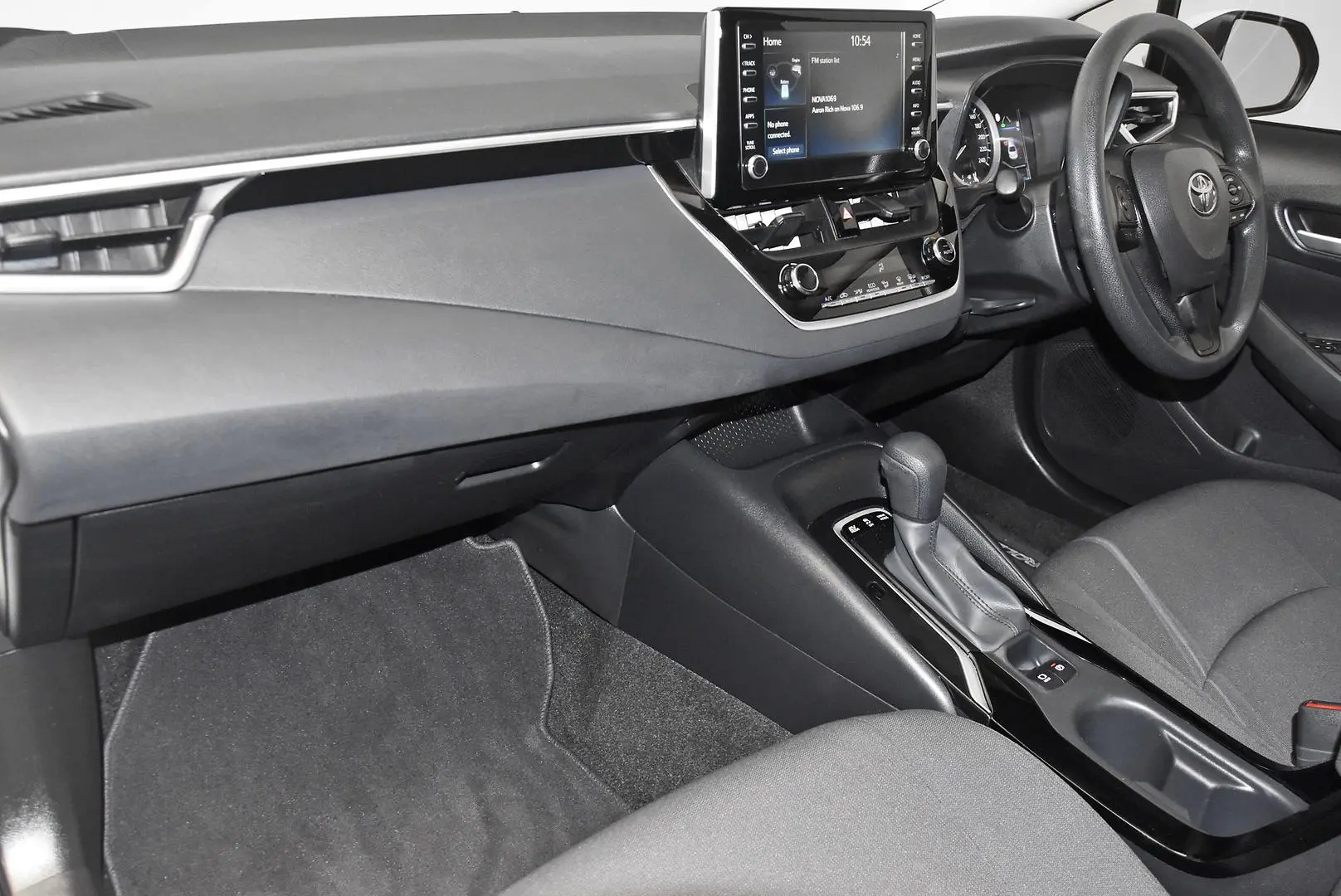 2021 Toyota Corolla Gallery Image 17