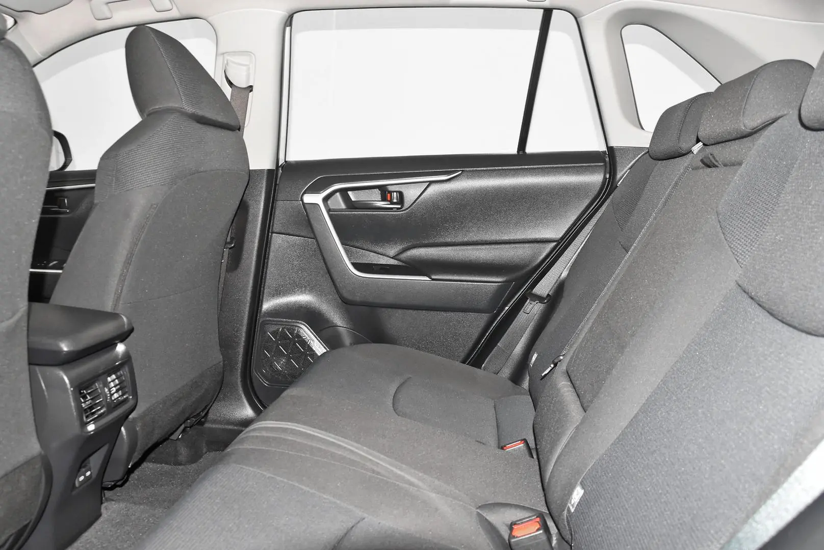 2024 Toyota RAV4 Gallery Image 19