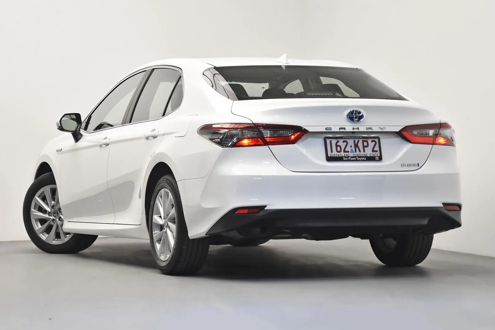 2024 Toyota Camry Gallery Image 5