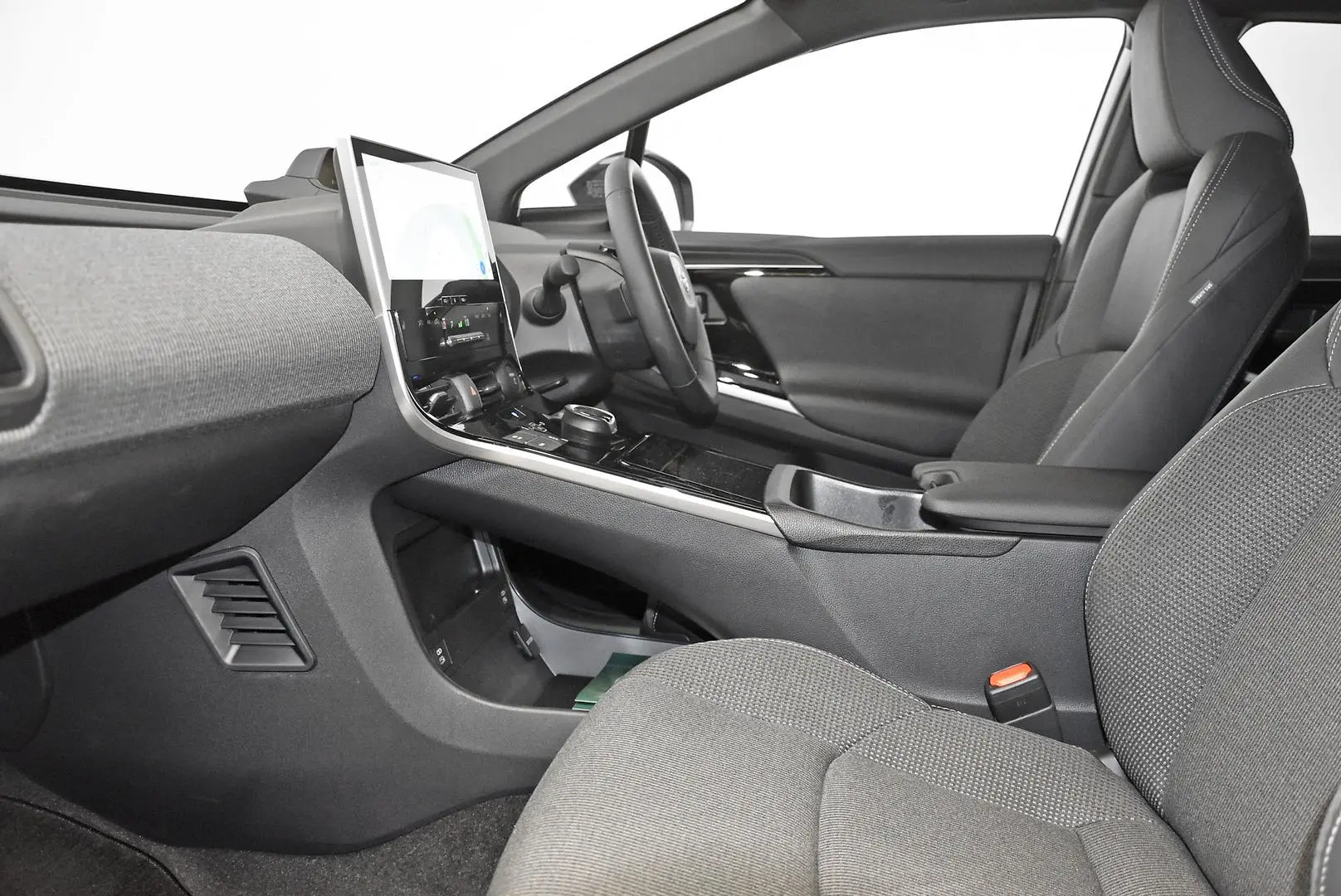 2024 Toyota bZ4X Gallery Image 17