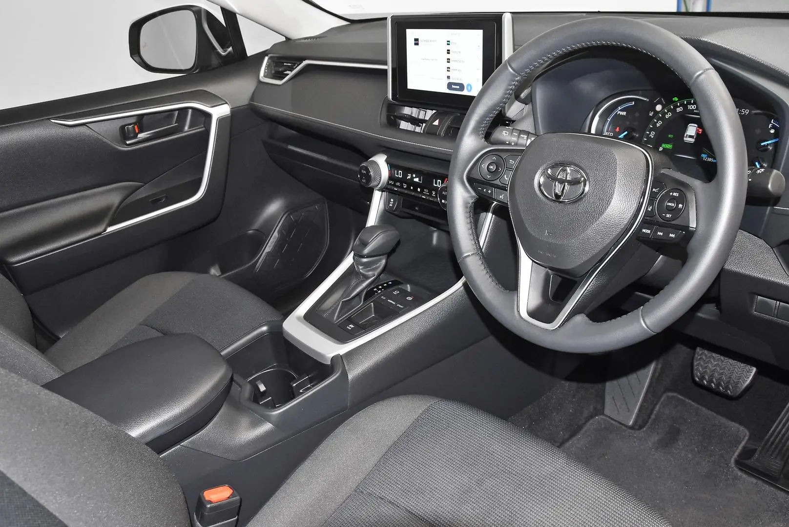 2024 Toyota RAV4 Gallery Image 9
