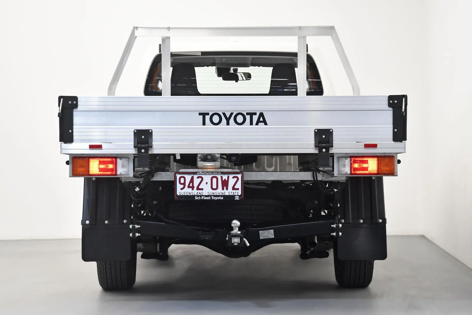 2024 Toyota Hilux Gallery Image 6