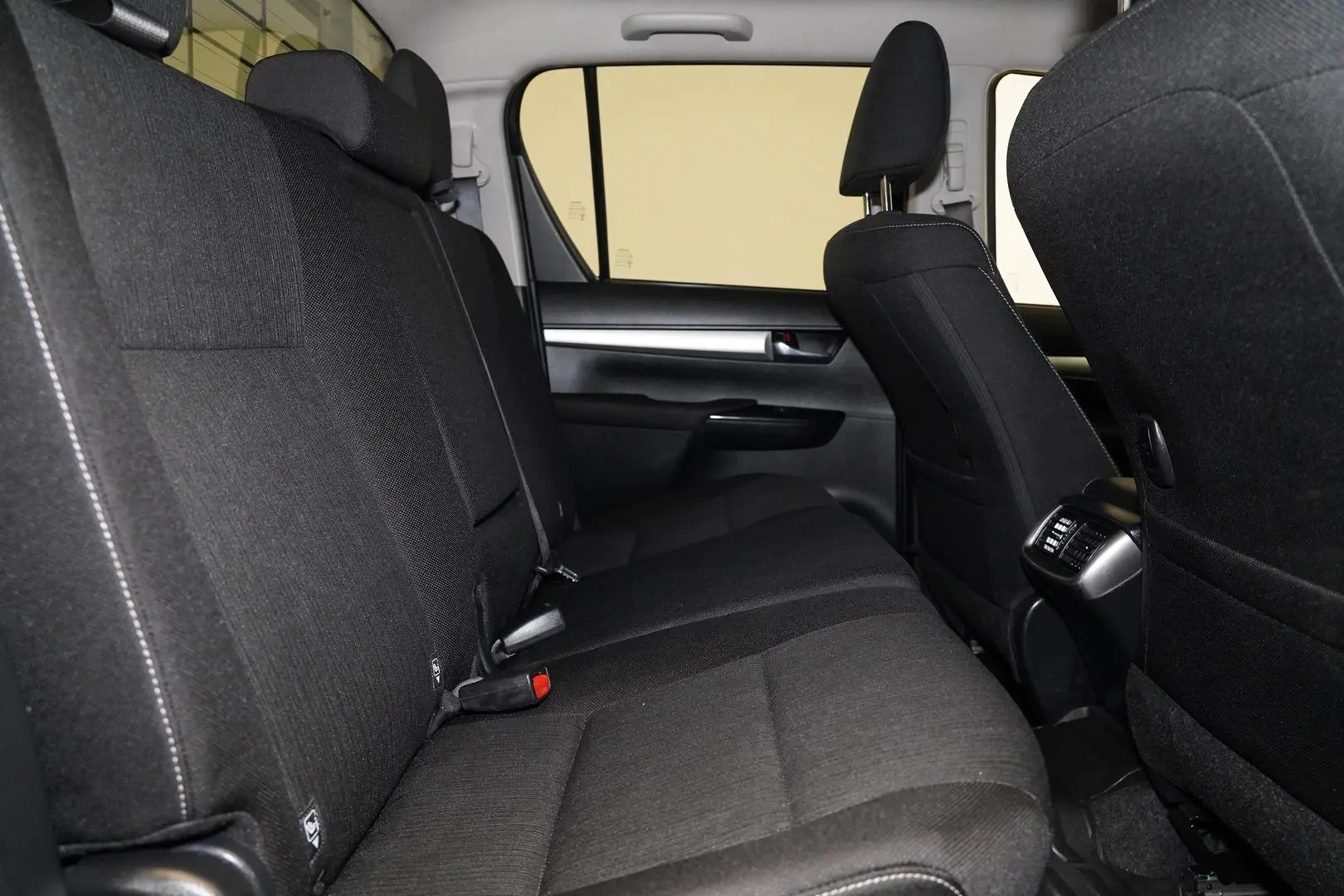 2021 Toyota Hilux Gallery Image 22