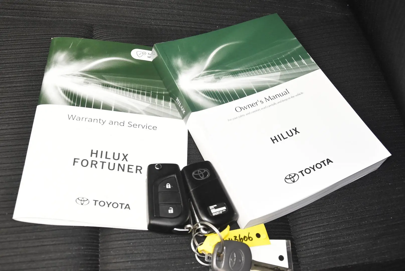 2023 Toyota Hilux Gallery Image 20