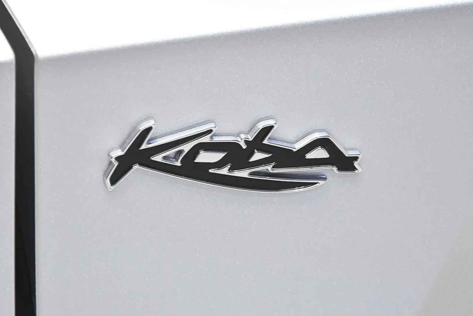 2024 Toyota C-HR Gallery Image 7