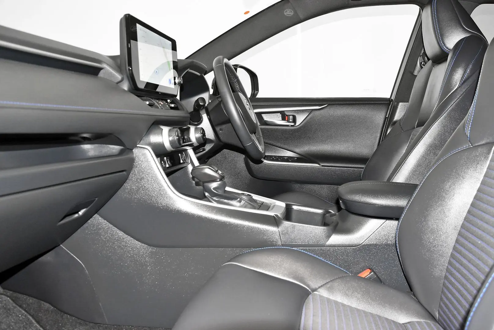 2024 Toyota RAV4 Gallery Image 18