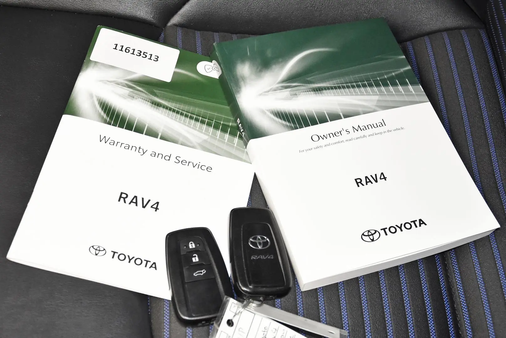 2024 Toyota RAV4 Gallery Image 20