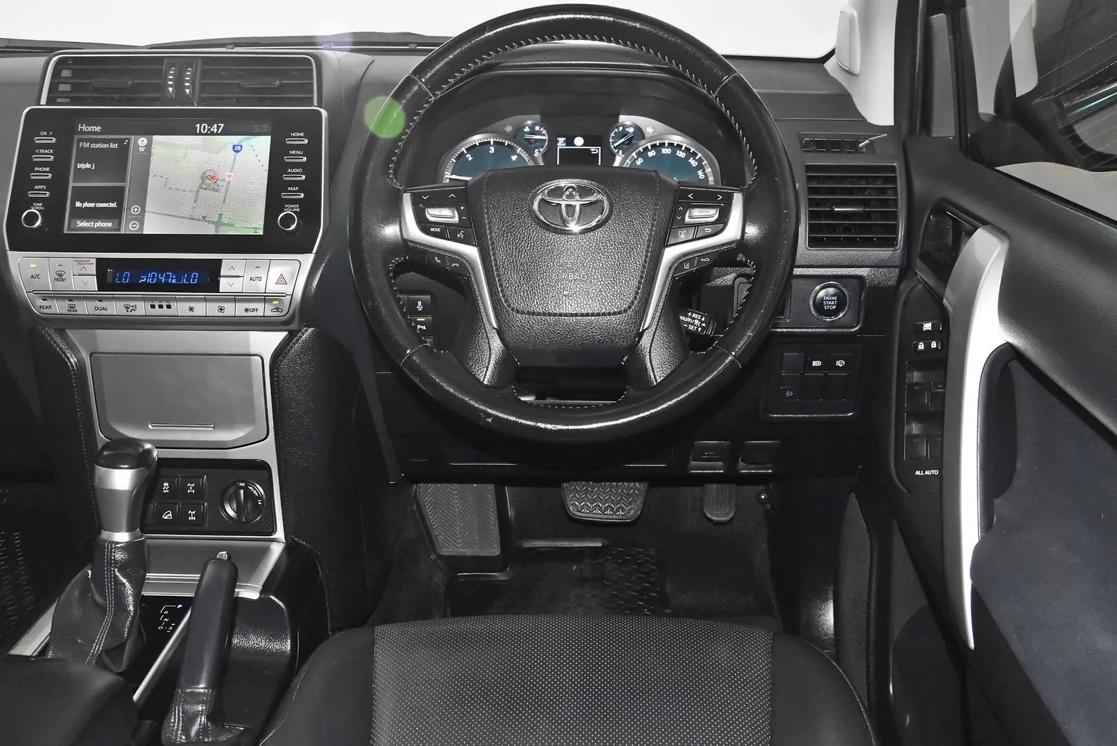 2020 Toyota Landcruiser Prado Gallery Image 13