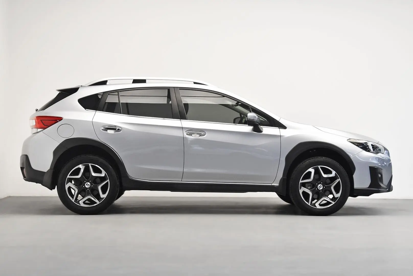 2019 Subaru XV Gallery Image 3