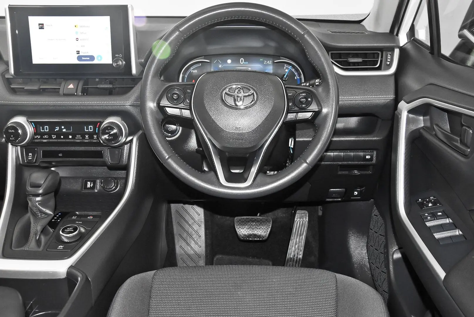 2024 Toyota RAV4 Gallery Image 15