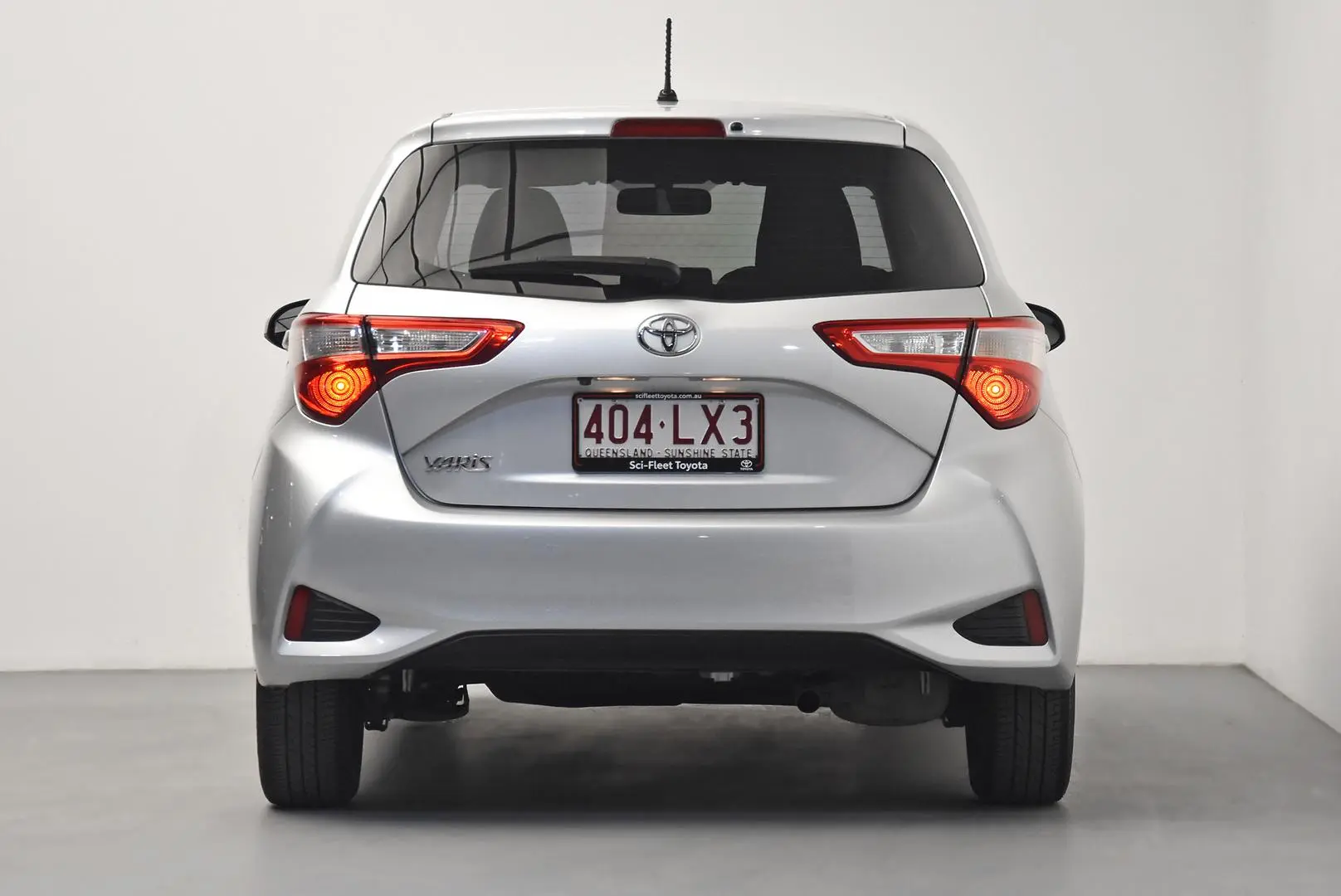 2018 Toyota Yaris Gallery Image 6