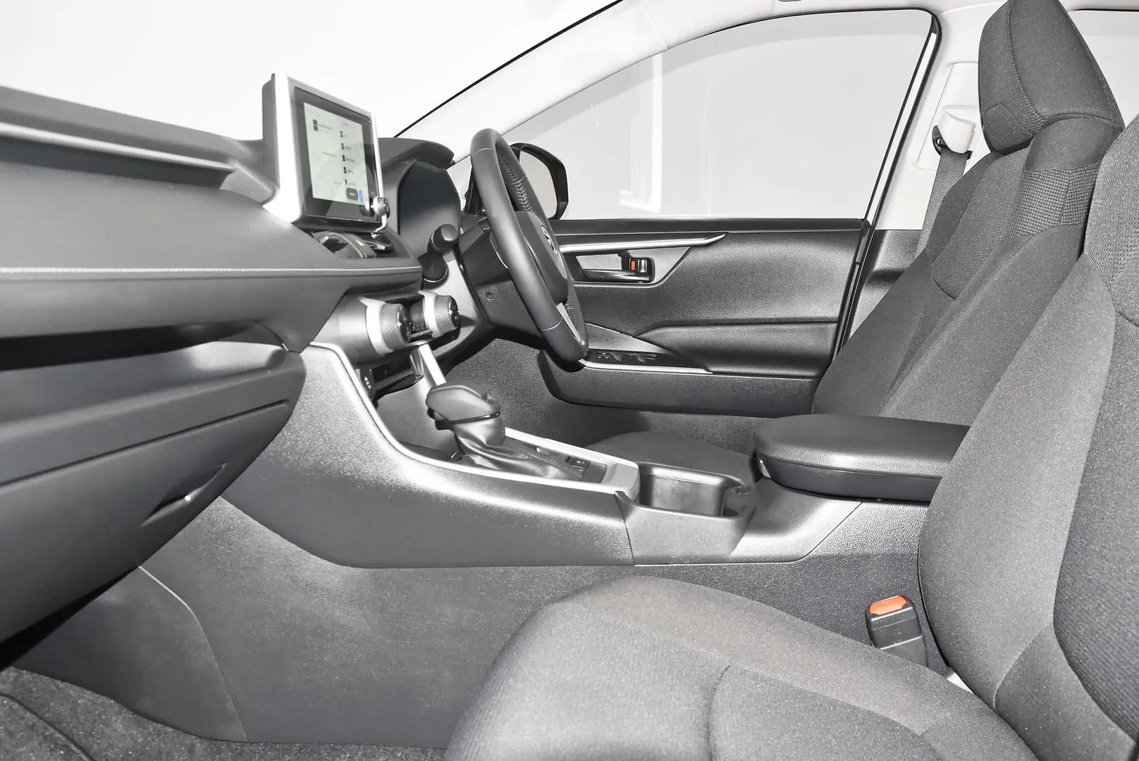 2024 Toyota RAV4 Gallery Image 18