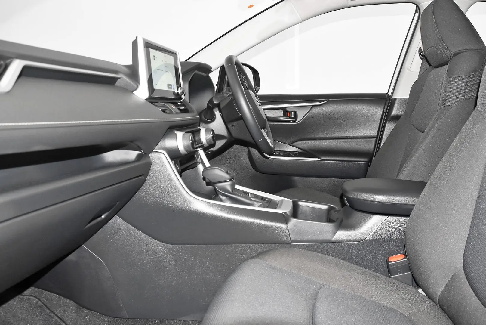 2024 Toyota RAV4 Gallery Image 18