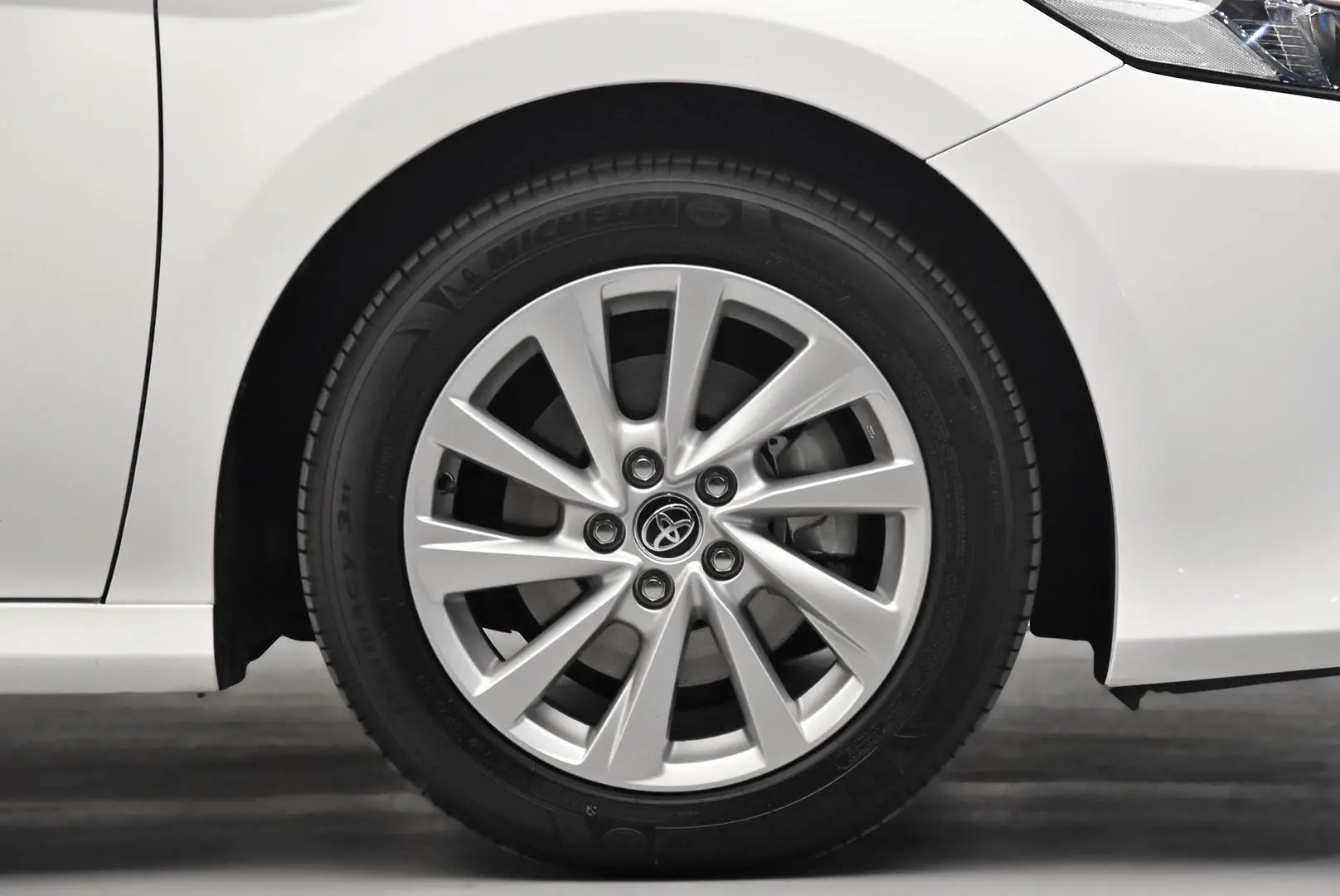 2024 Toyota Camry Gallery Image 22