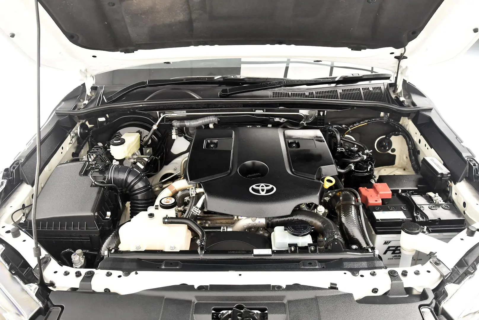 2023 Toyota Hilux Gallery Image 22