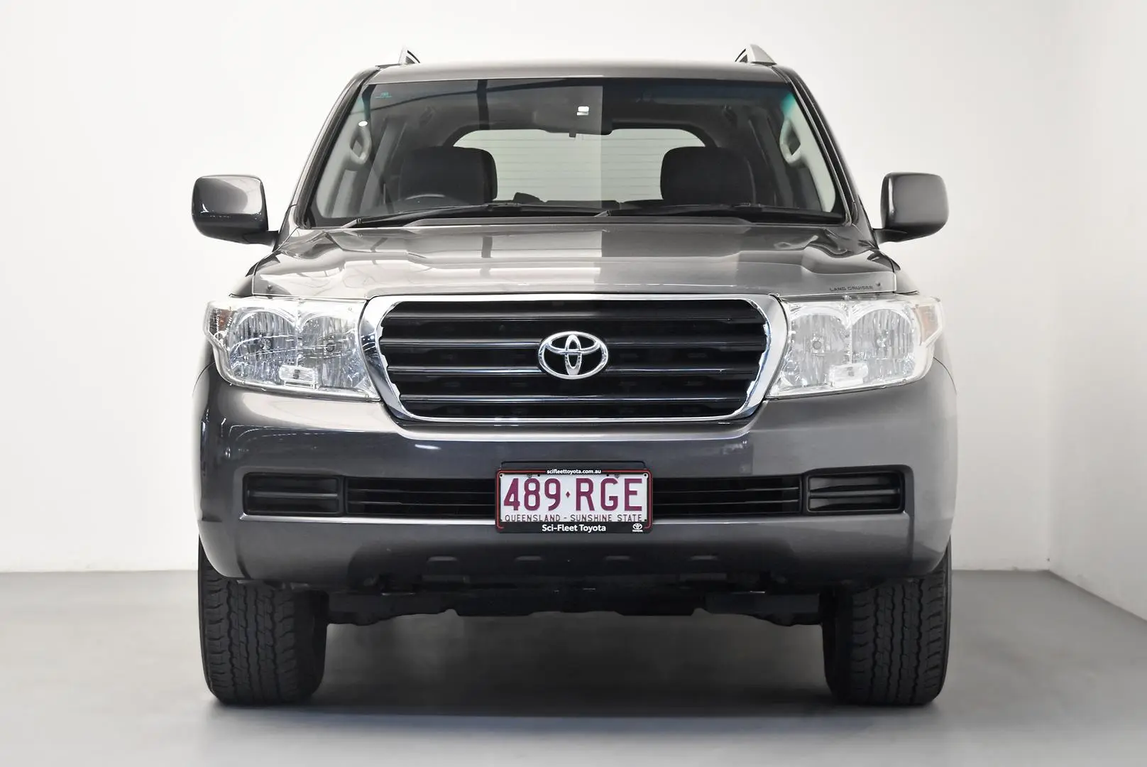 2010 Toyota Landcruiser Gallery Image 2