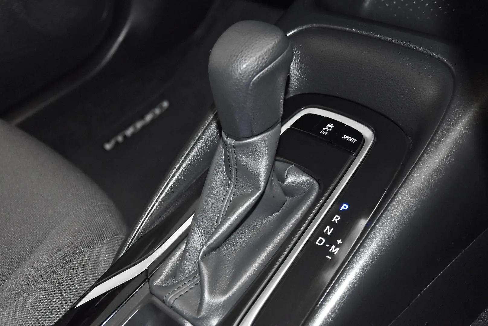 2021 Toyota Corolla Gallery Image 13