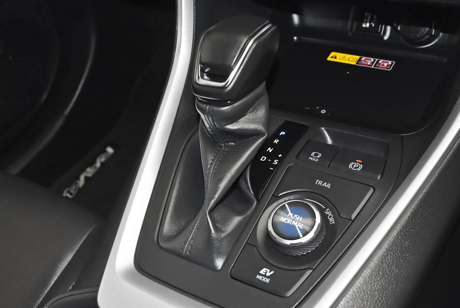 2024 Toyota RAV4 Gallery Image 14