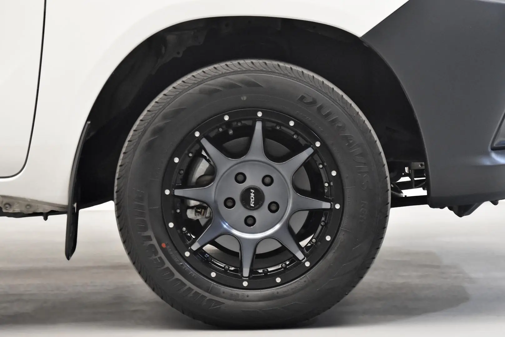 2021 Toyota Hilux Gallery Image 21