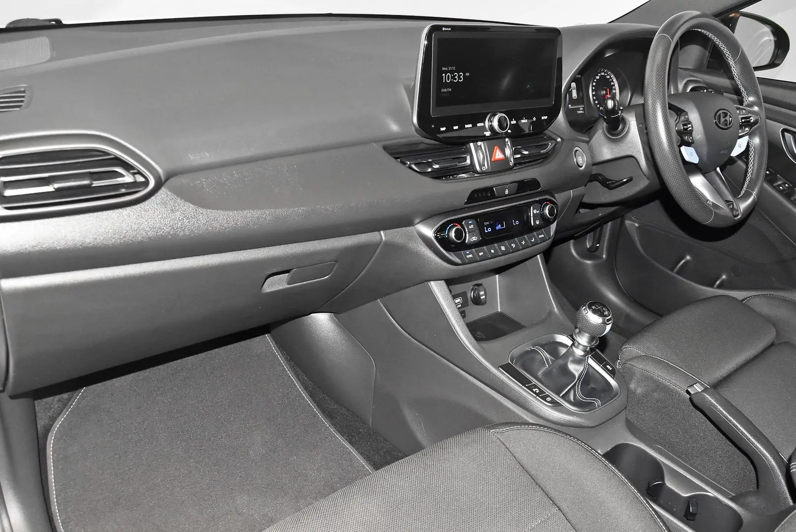 2021 Hyundai i30 Gallery Image 16