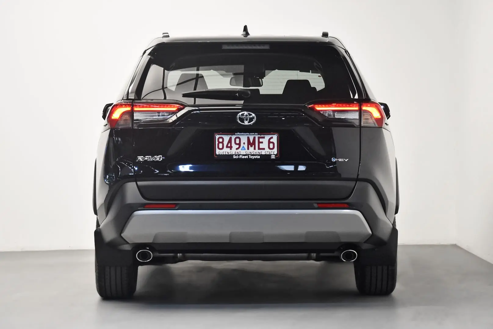 2025 Toyota RAV4 Gallery Image 6
