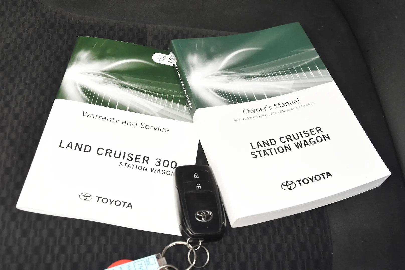 2023 Toyota Landcruiser Gallery Image 18