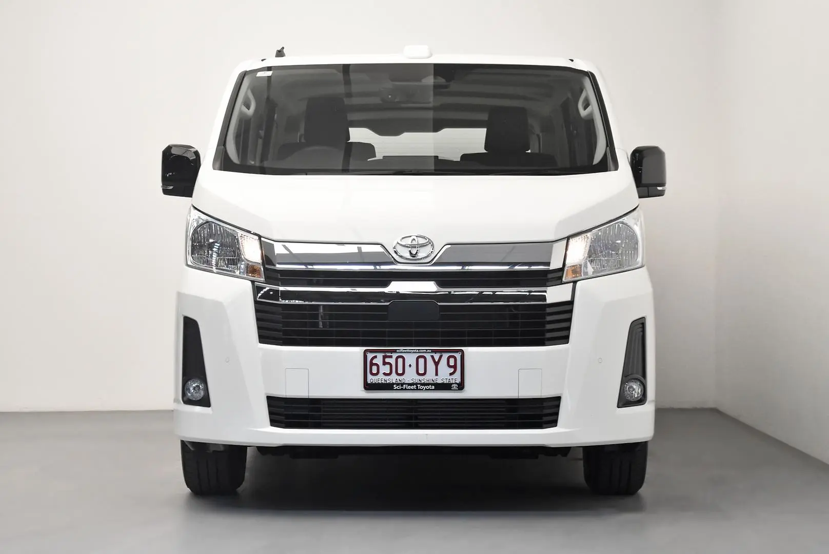 2025 Toyota Hiace Gallery Image 2