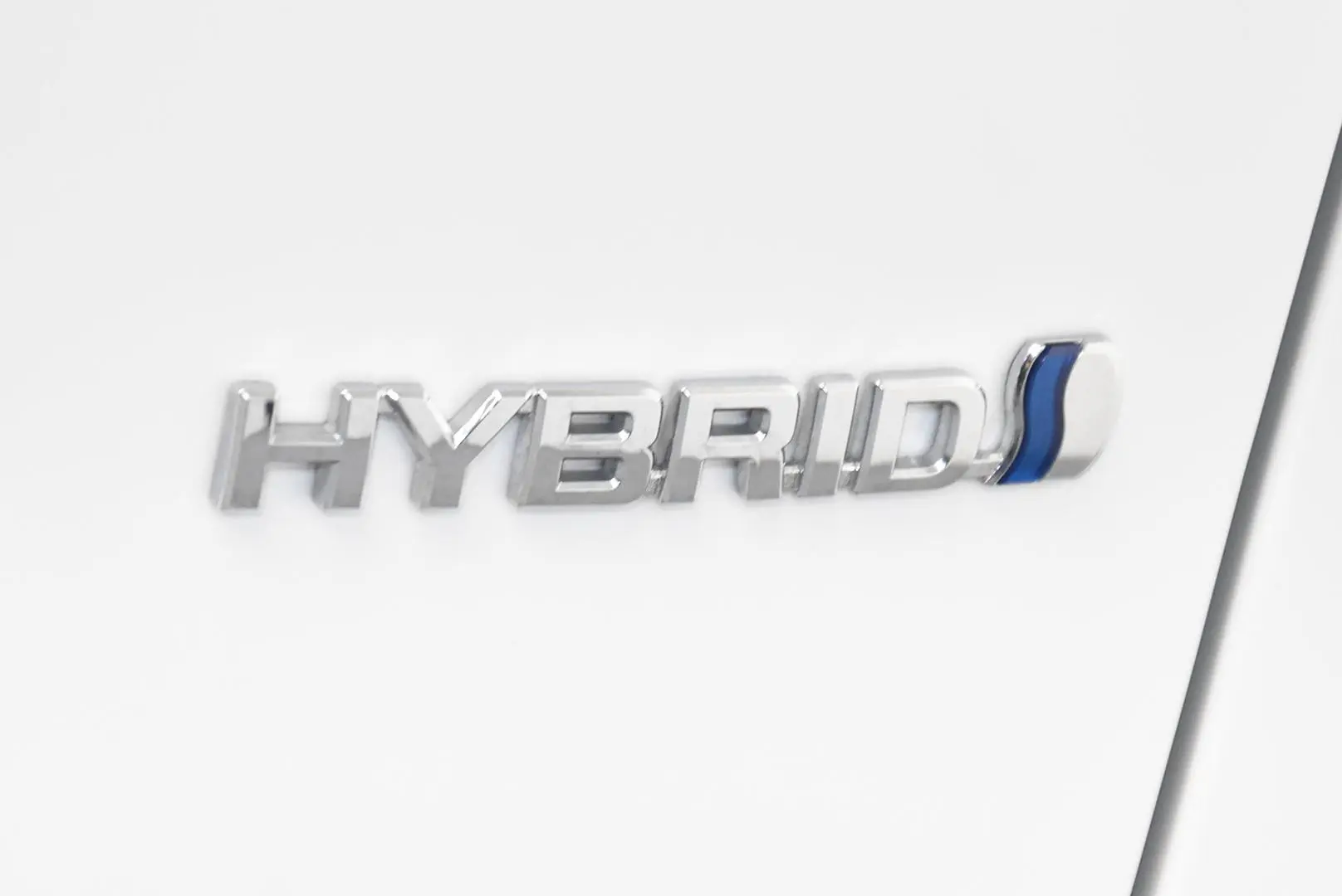 2024 Toyota RAV4 Gallery Image 8