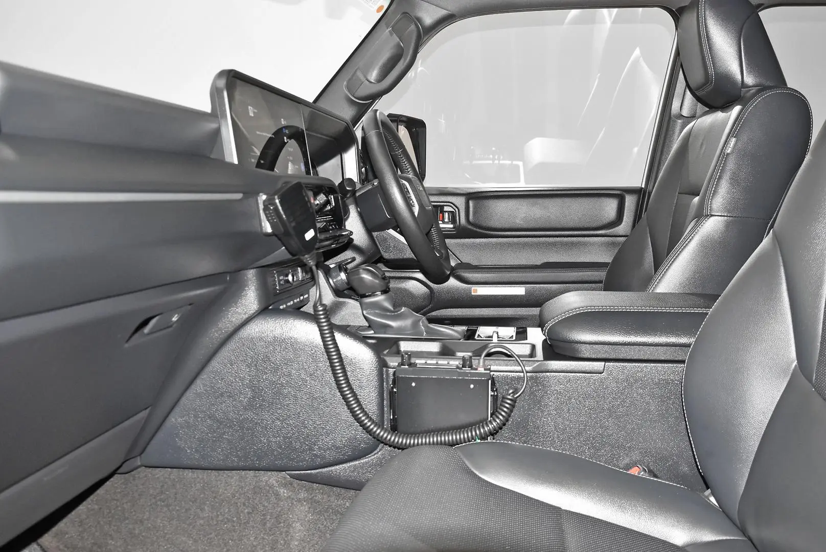 2025 Toyota Landcruiser Prado Gallery Image 18