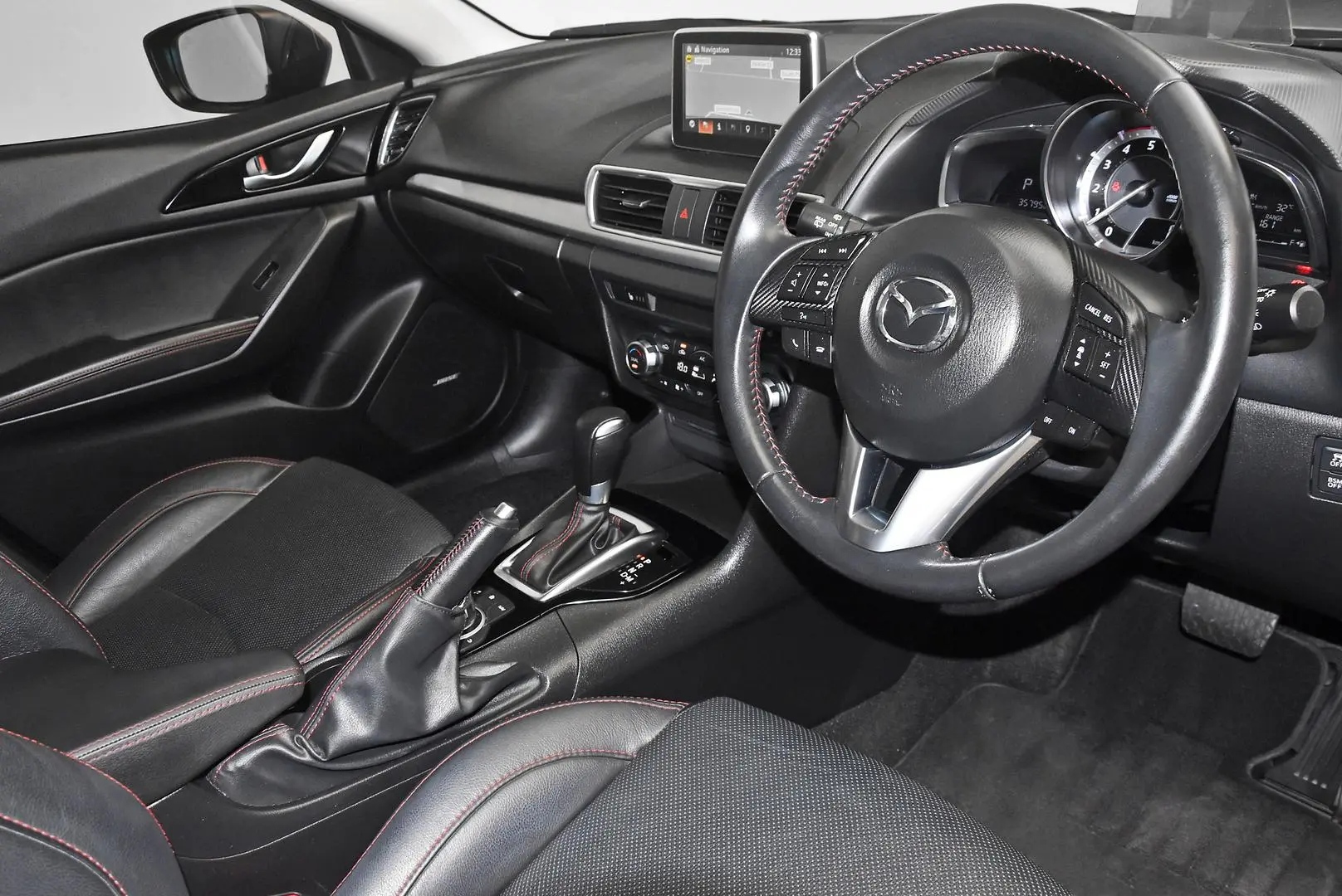 2015 Mazda 3 Gallery Image 8