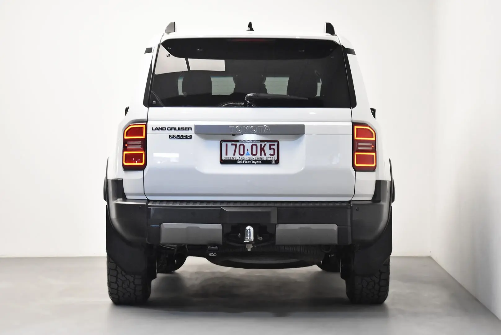 2025 Toyota Landcruiser Prado Gallery Image 6