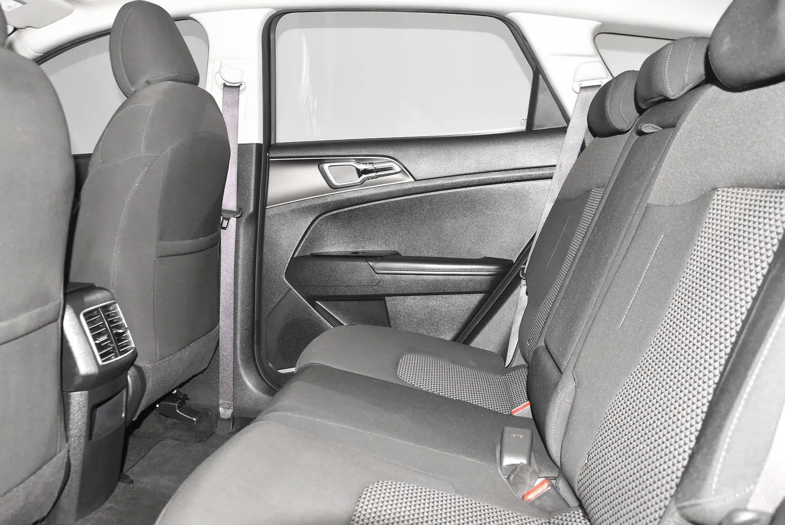 2023 Kia Sportage Gallery Image 18