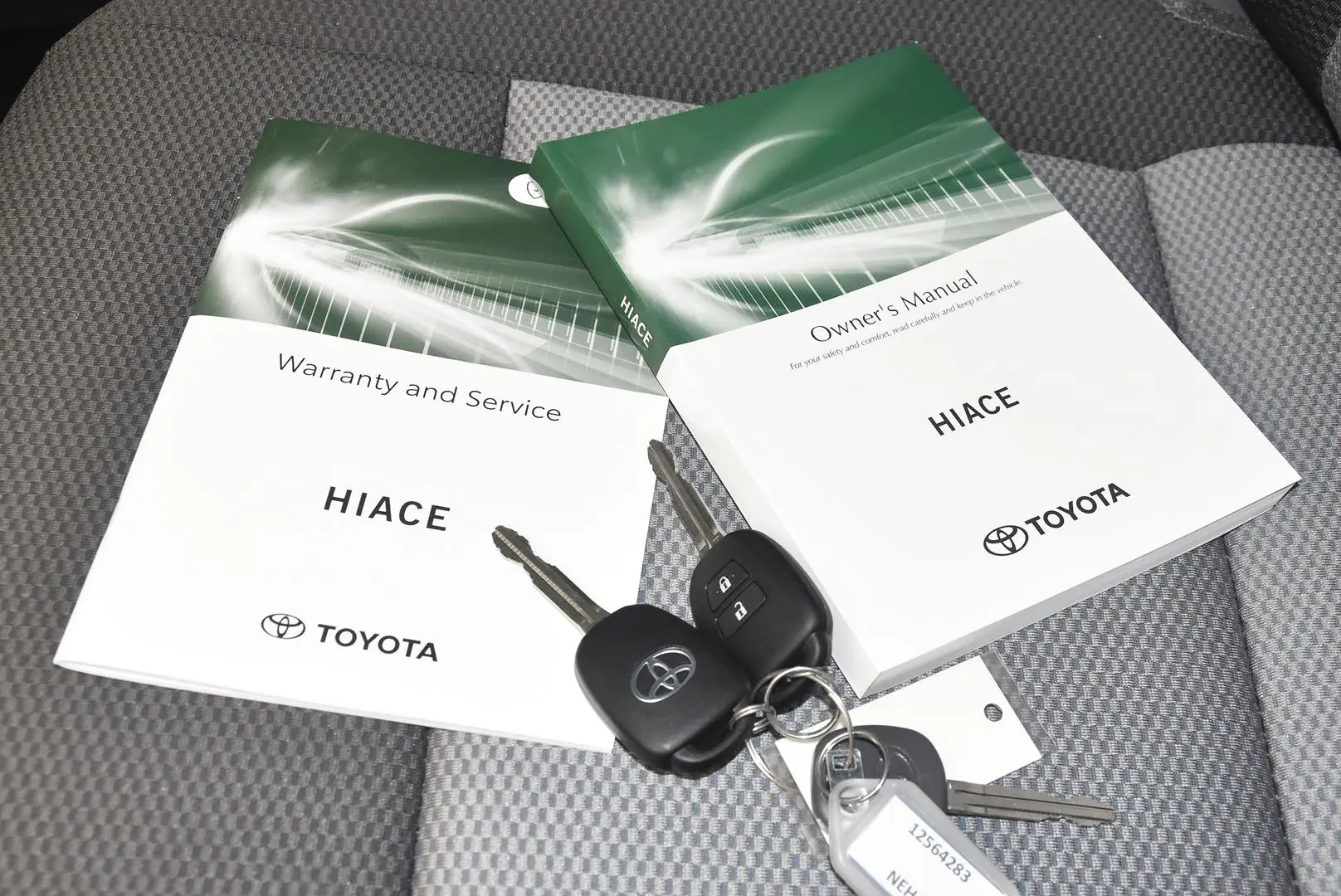 2025 Toyota Hiace Gallery Image 18