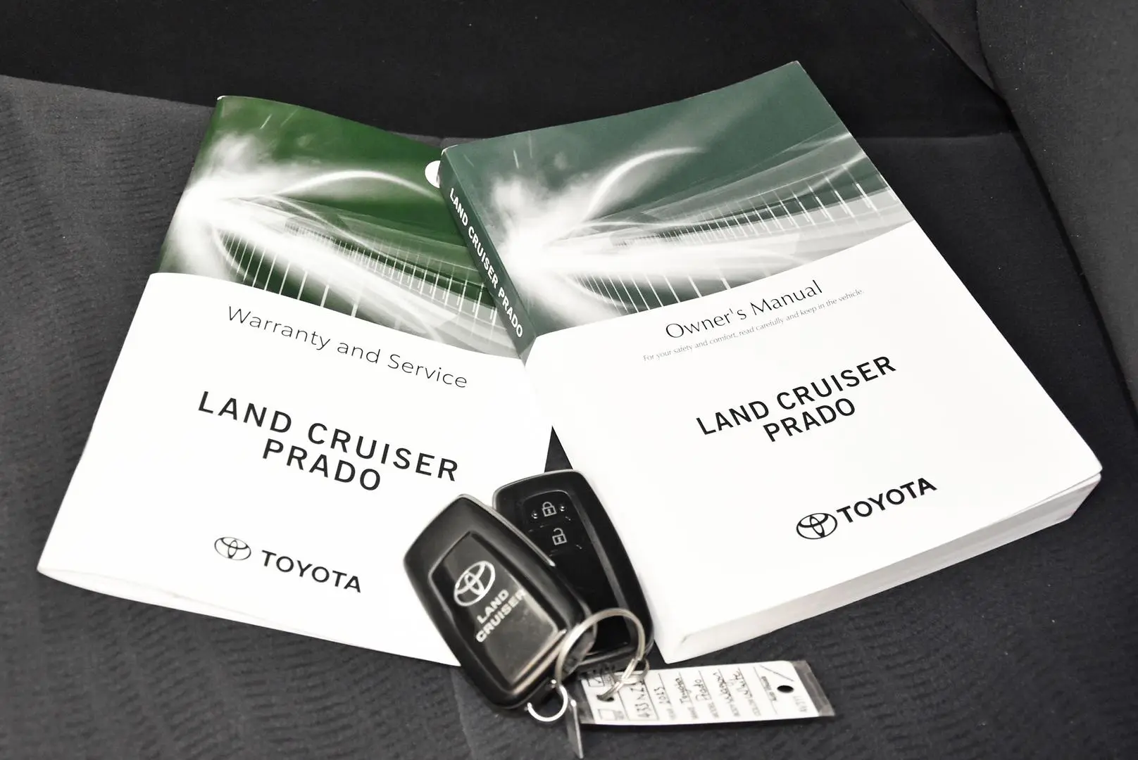 2023 Toyota Landcruiser Prado Gallery Image 18