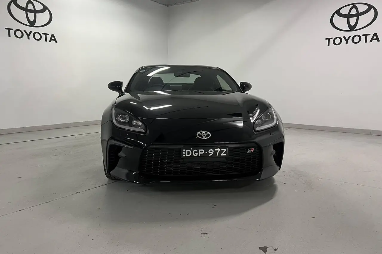 2024 Toyota GR86 Gallery Image 2