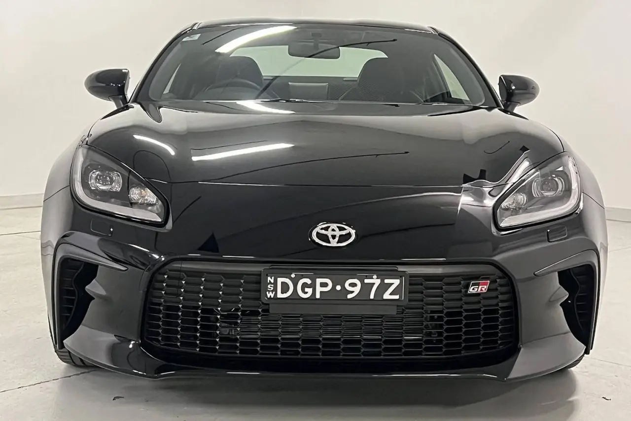 2024 Toyota GR86 Gallery Image 3