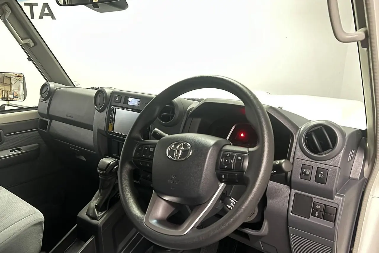 2024 Toyota Landcruiser Gallery Image 10